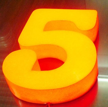 led液(yè)態發光字/上海(hǎi)led液態發光(guāng)字製作/上海樹脂發光字製作 led液態發光(guāng)字/上海led液態發光字製作/上海樹脂發光字製作