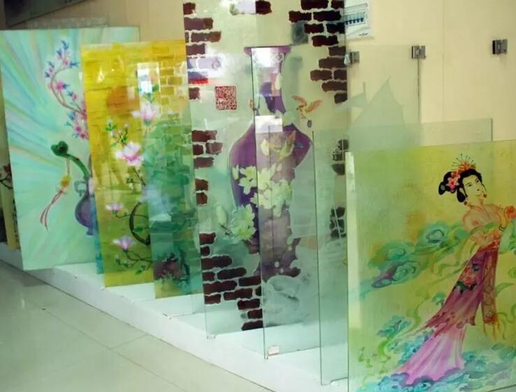 玻璃（lí）UV彩印加工,玻璃UV噴繪（huì）加（jiā）工（gōng）,玻璃UV打印加工